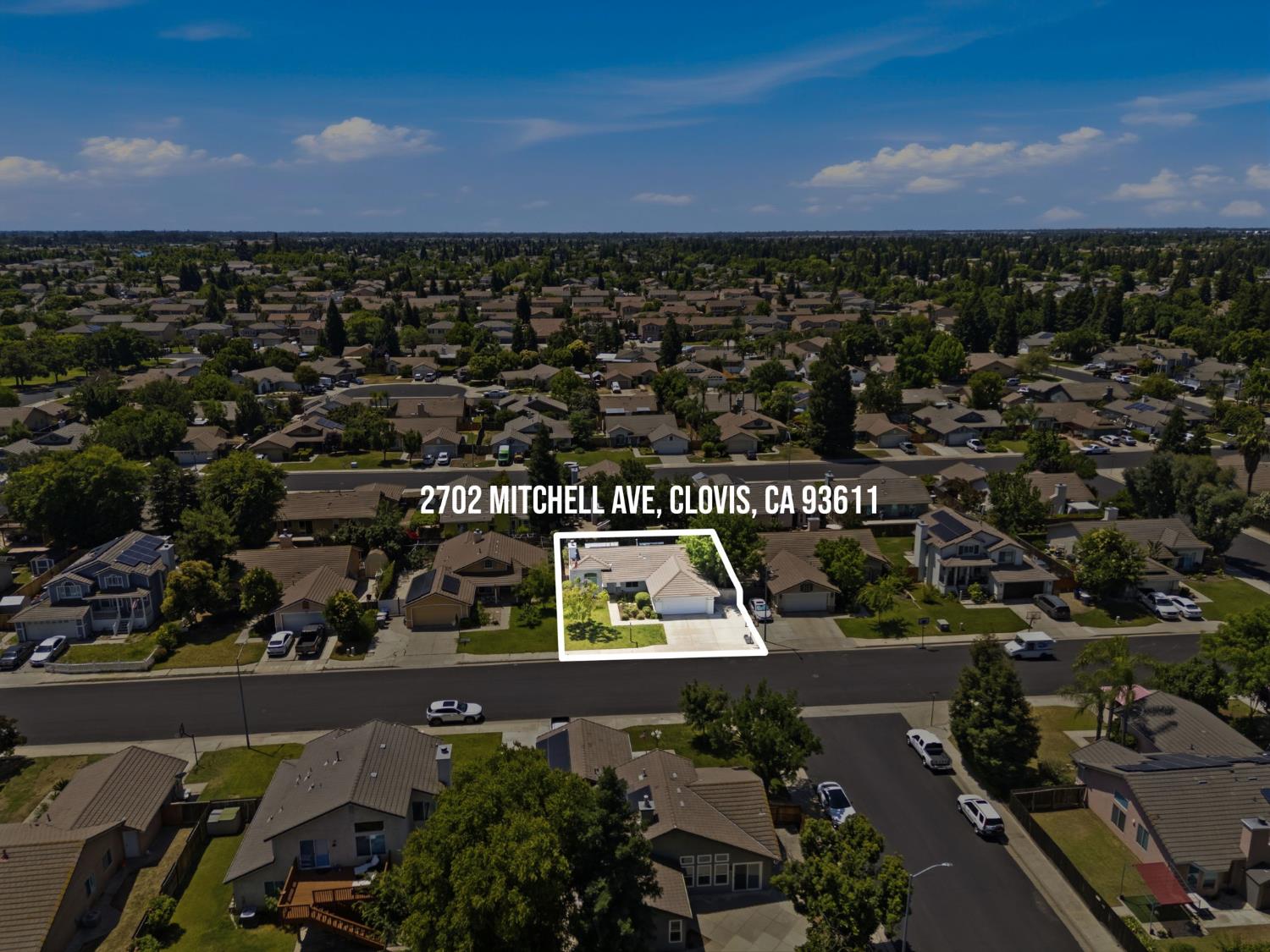 2702 Mitchell Ave, Clovis, CA 93611