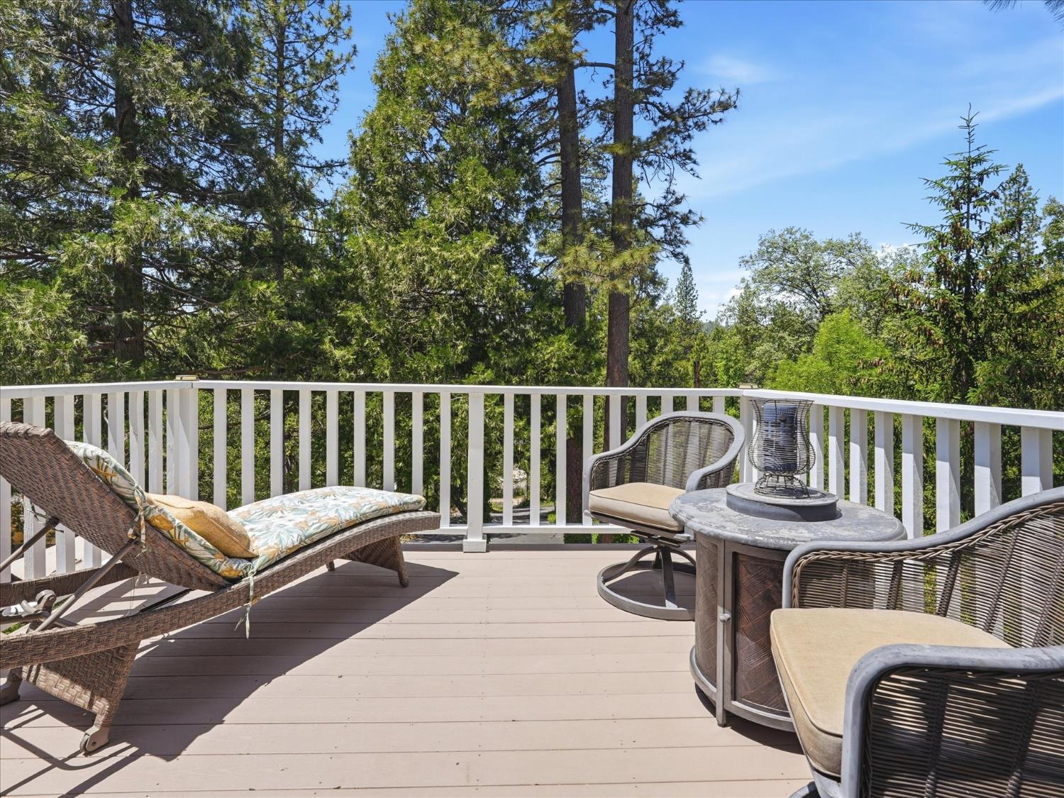 40472 Road 274, Bass Lake, CA 93604