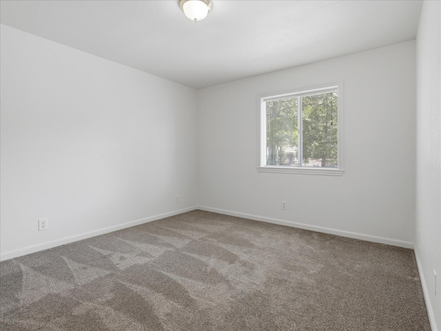 40472 Road 274, Bass Lake, CA 93604