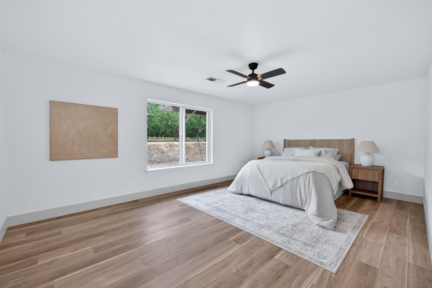 1418 N Del Rey Ave, Sanger, CA 93657