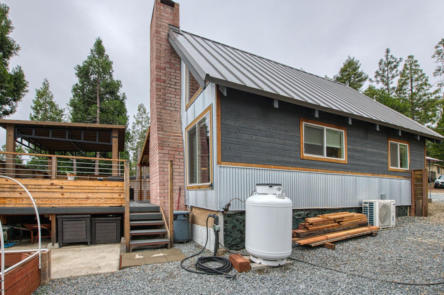 41895 Merriman Ln, Auberry, CA 93602