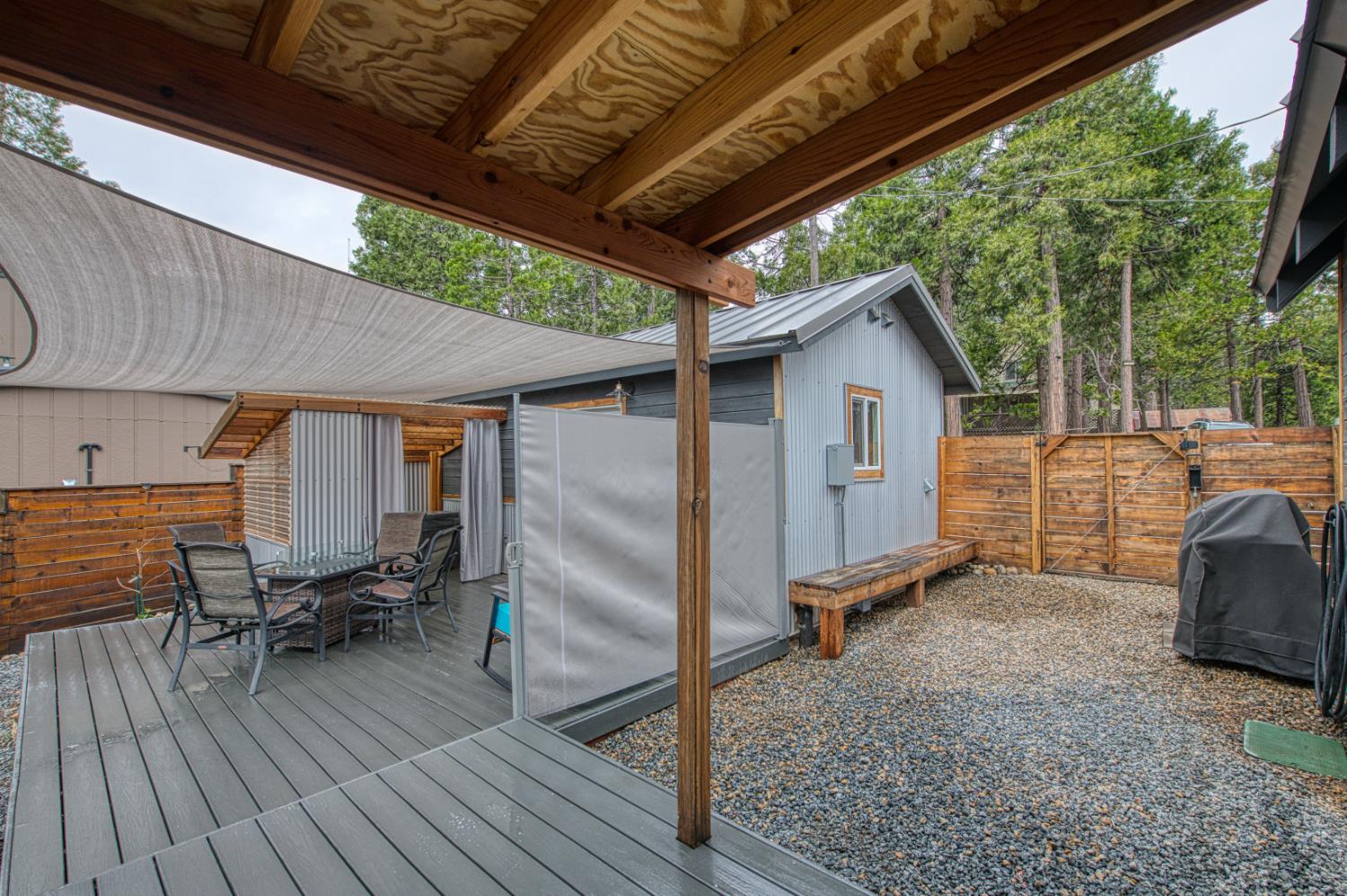 41895 Merriman Ln, Auberry, CA 93602