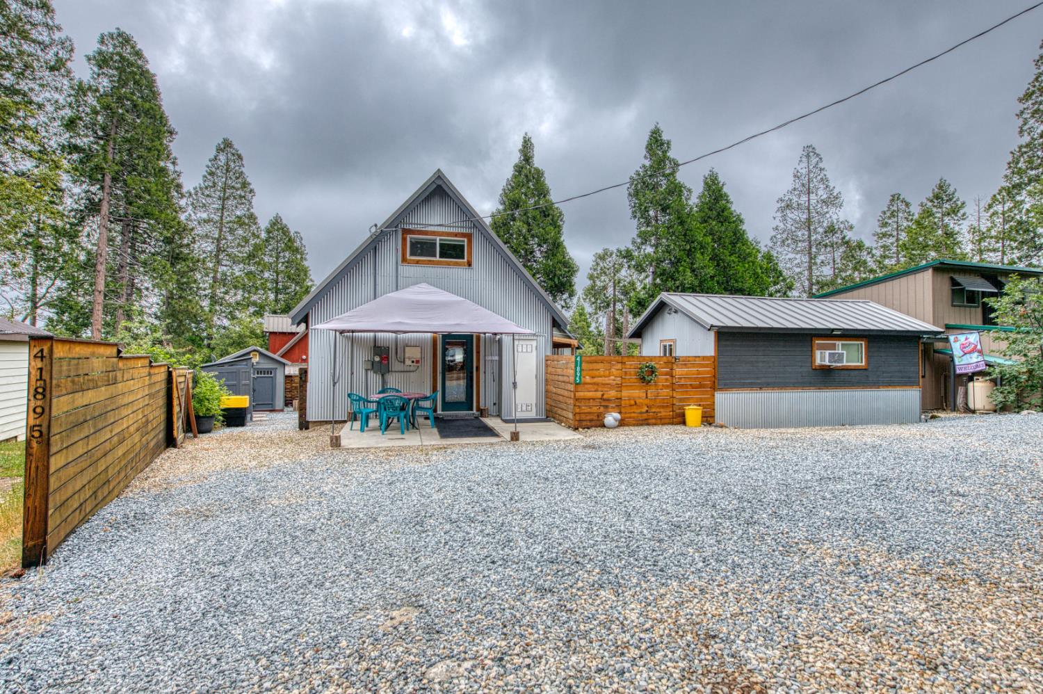41895 Merriman Ln, Auberry, CA 93602
