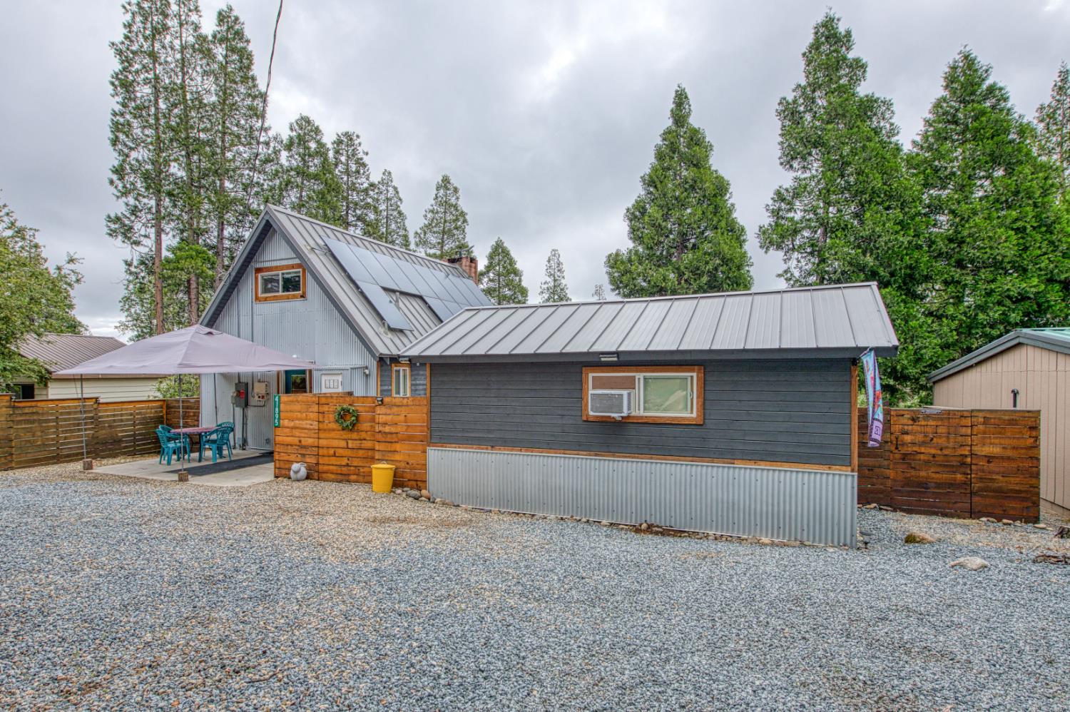 41895 Merriman Ln, Auberry, CA 93602