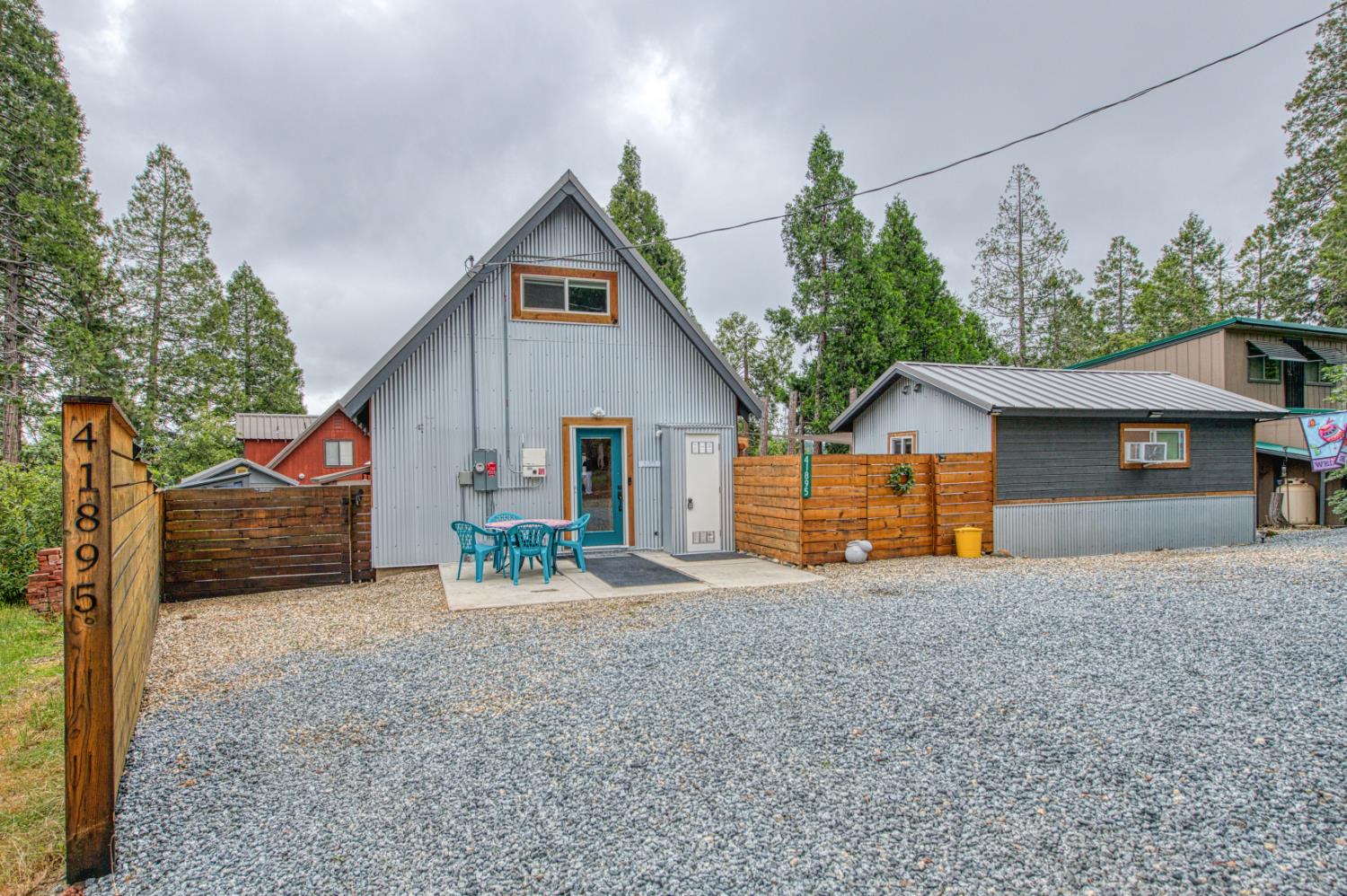 41895 Merriman Ln, Auberry, CA 93602