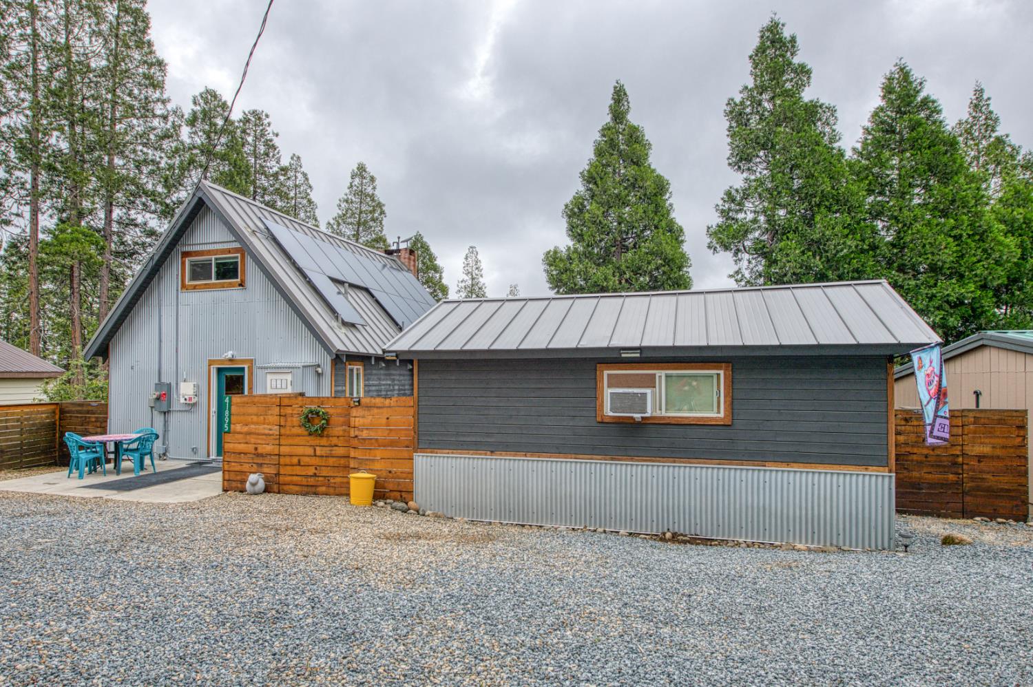 41895 Merriman Ln, Auberry, CA 93602