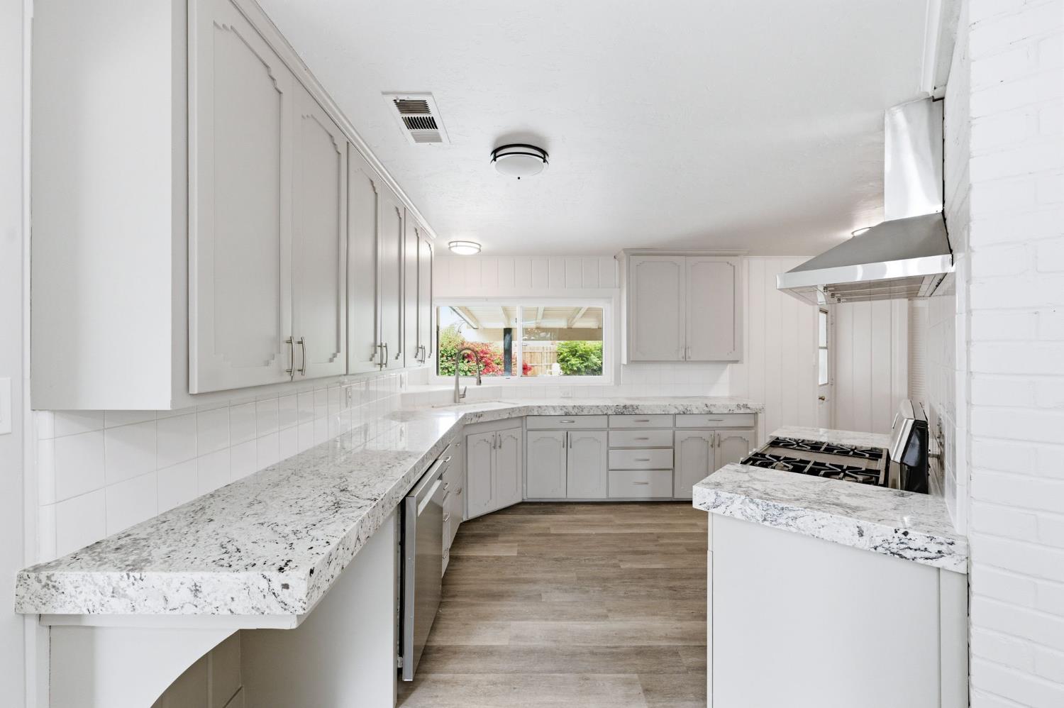 4205 Ralph Ln N, Fresno, CA 93727
