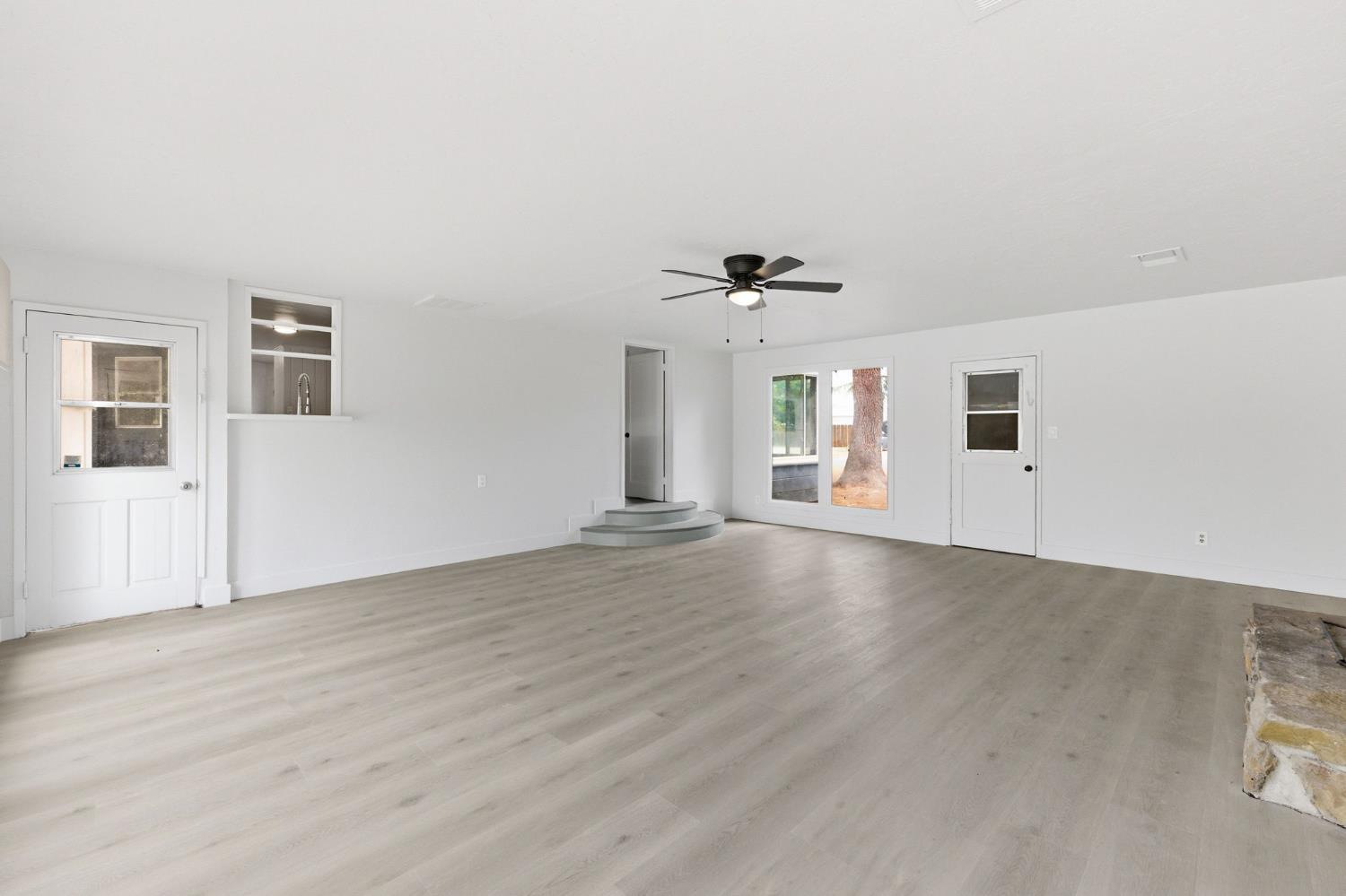 4205 Ralph Ln N, Fresno, CA 93727