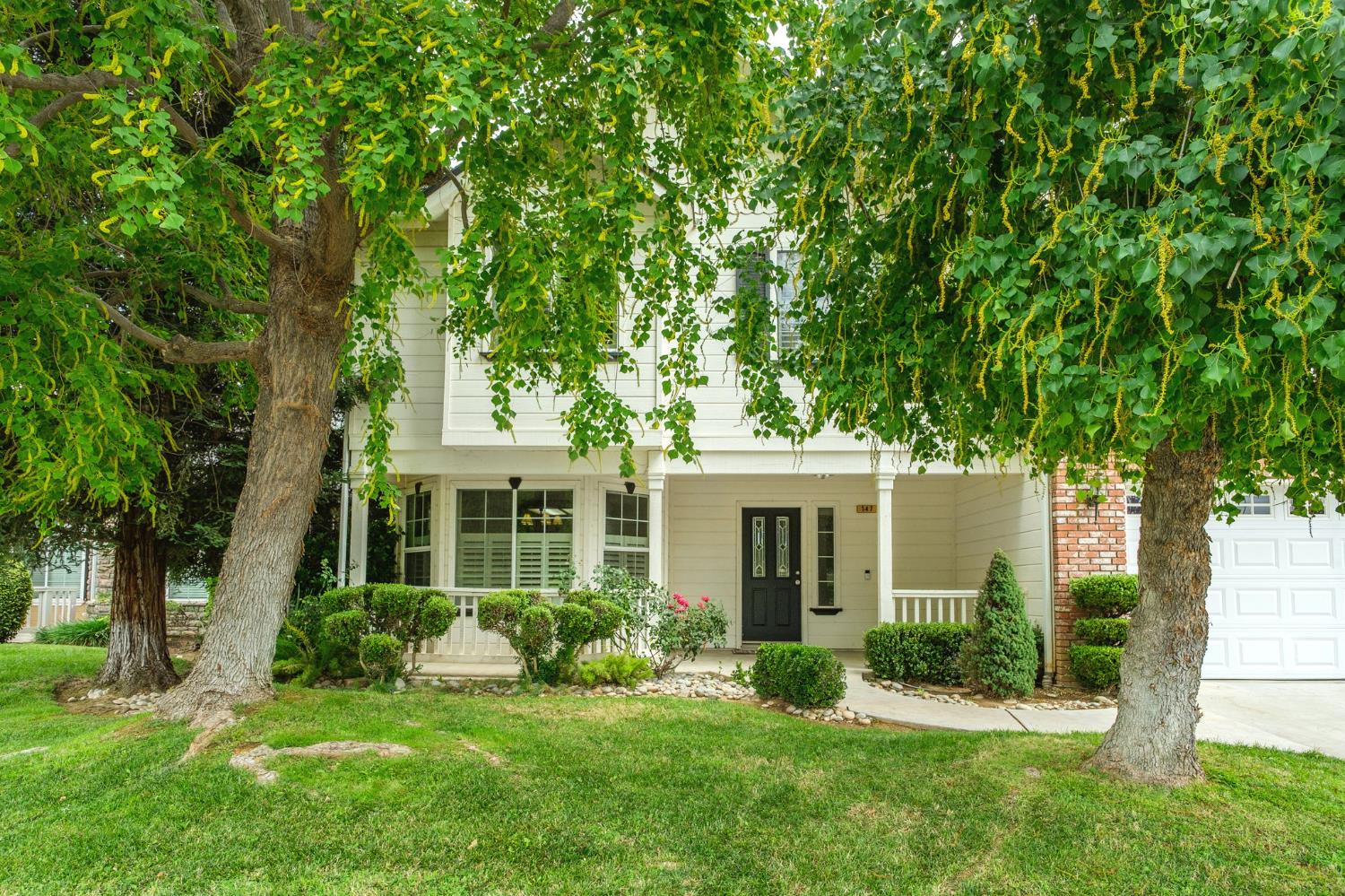 147 Everglade Ave, Clovis, CA 93619