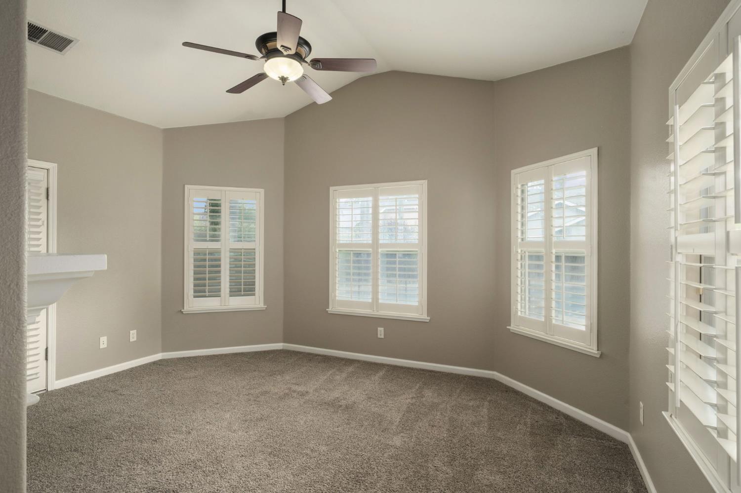 147 Everglade Ave, Clovis, CA 93619