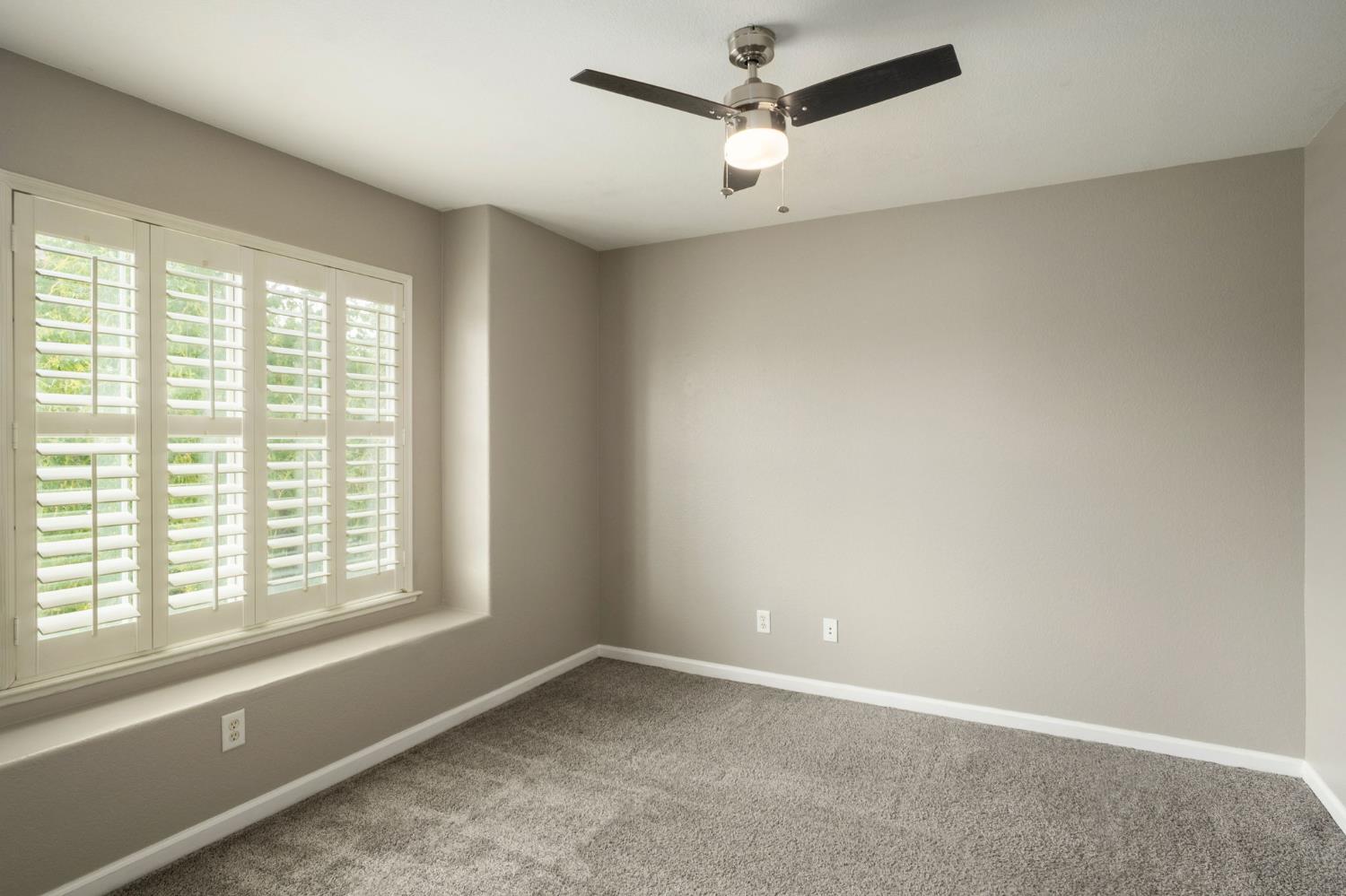 147 Everglade Ave, Clovis, CA 93619