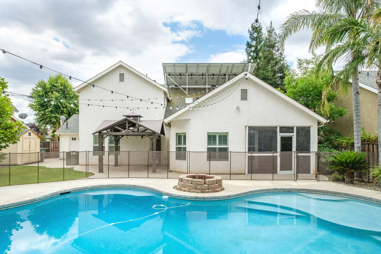 147 Everglade Ave, Clovis, CA 93619