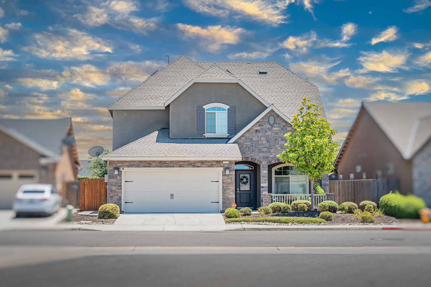 4102 Duncan Ave, Clovis, CA 93619