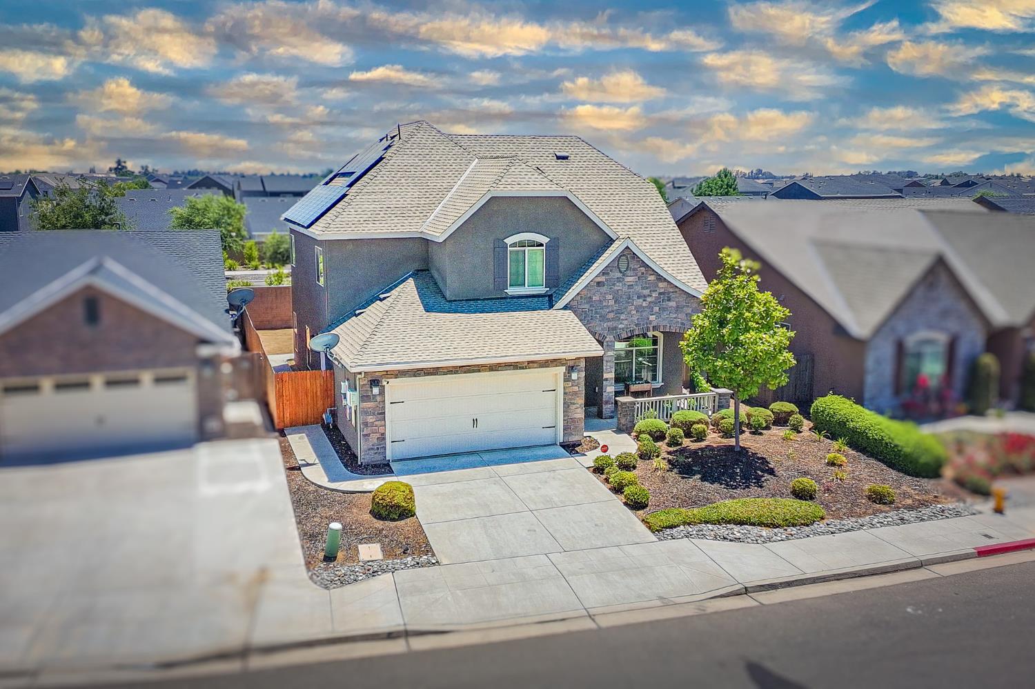 4102 Duncan Ave, Clovis, CA 93619