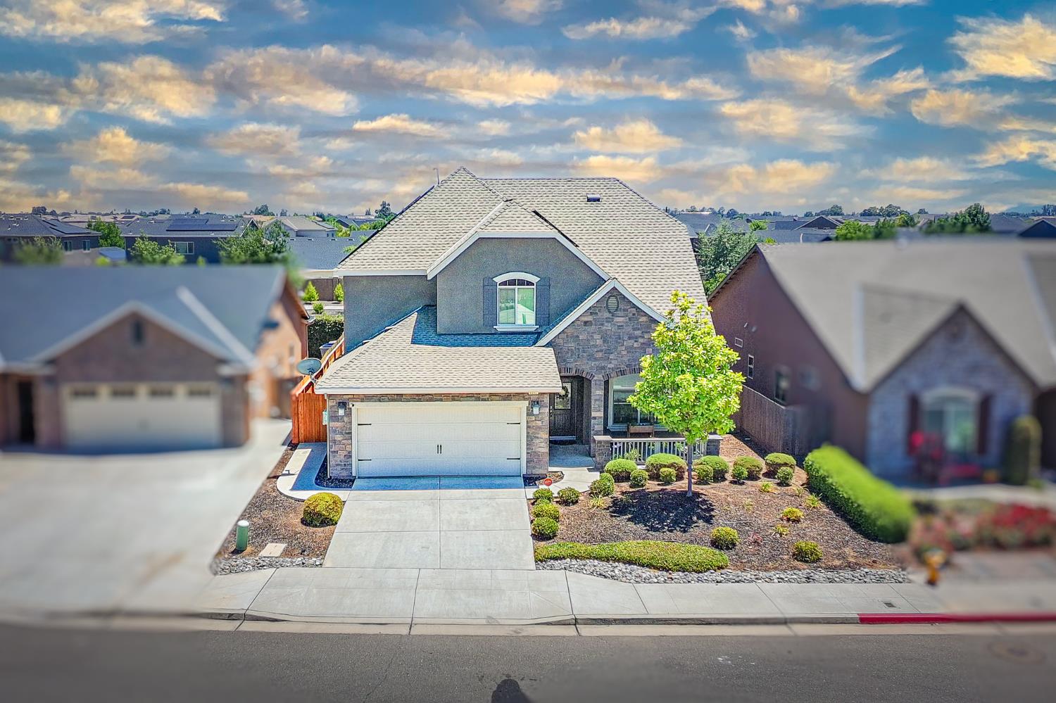 4102 Duncan Ave, Clovis, CA 93619