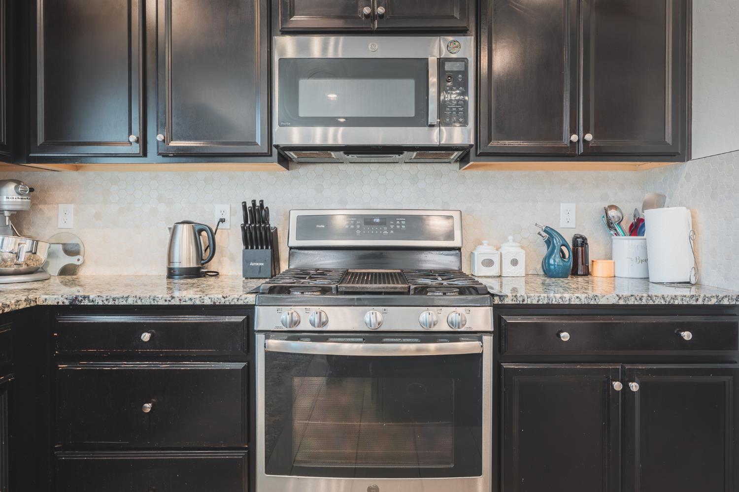 4102 Duncan Ave, Clovis, CA 93619