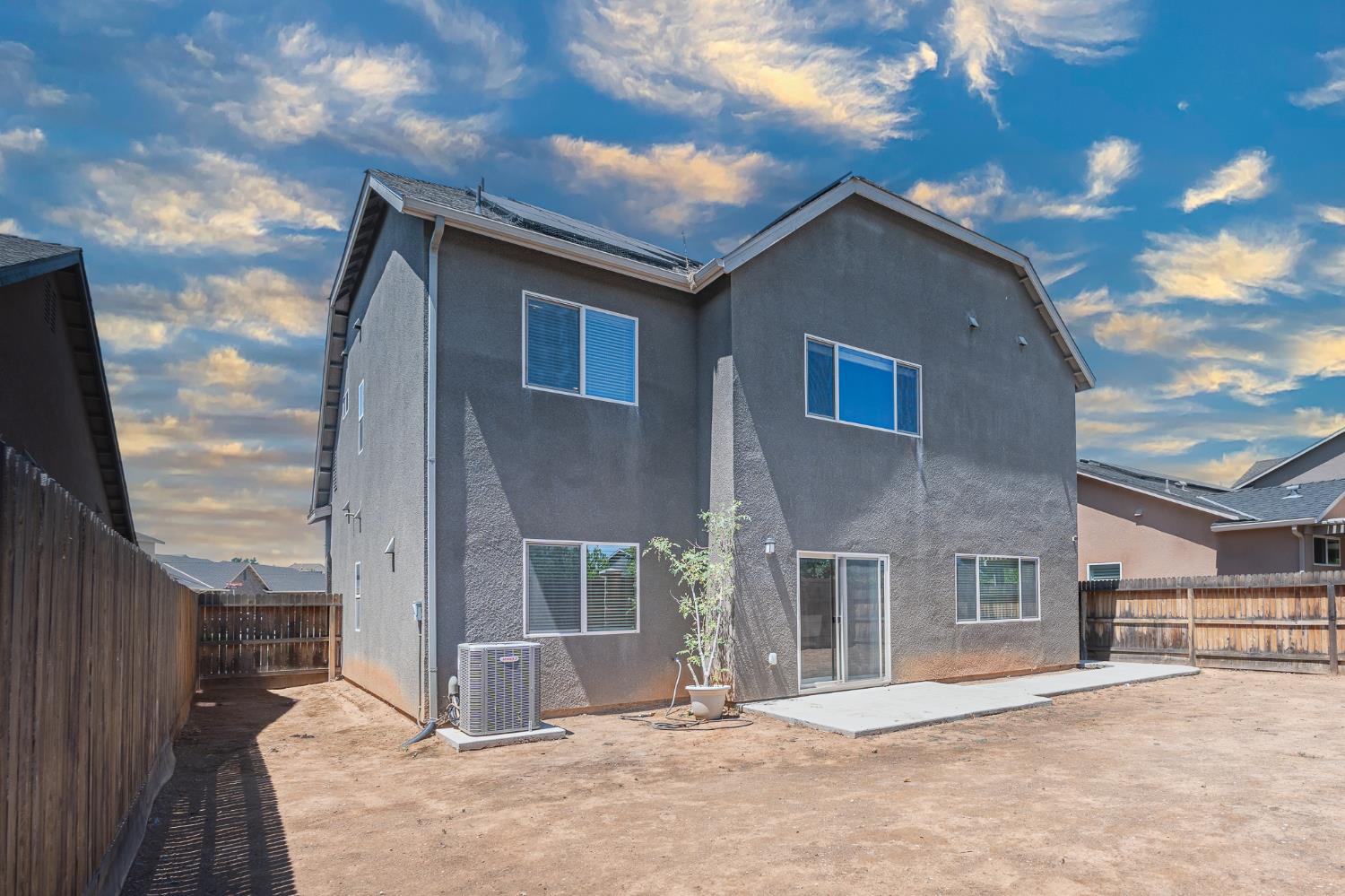 4102 Duncan Ave, Clovis, CA 93619