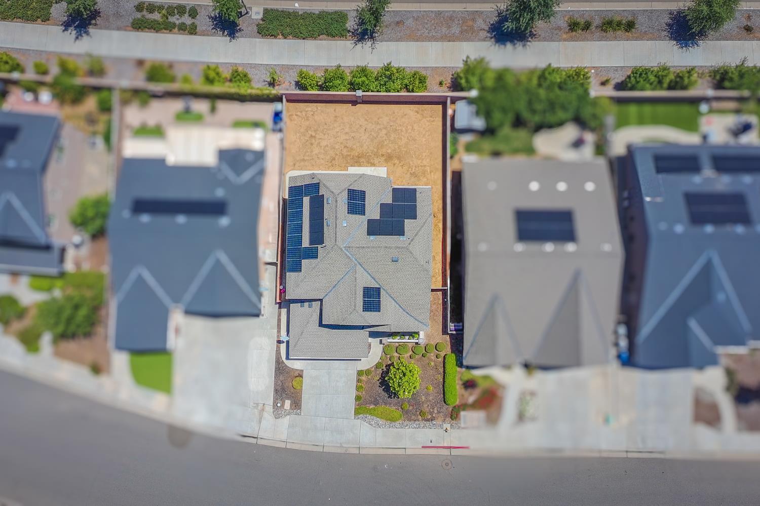 4102 Duncan Ave, Clovis, CA 93619