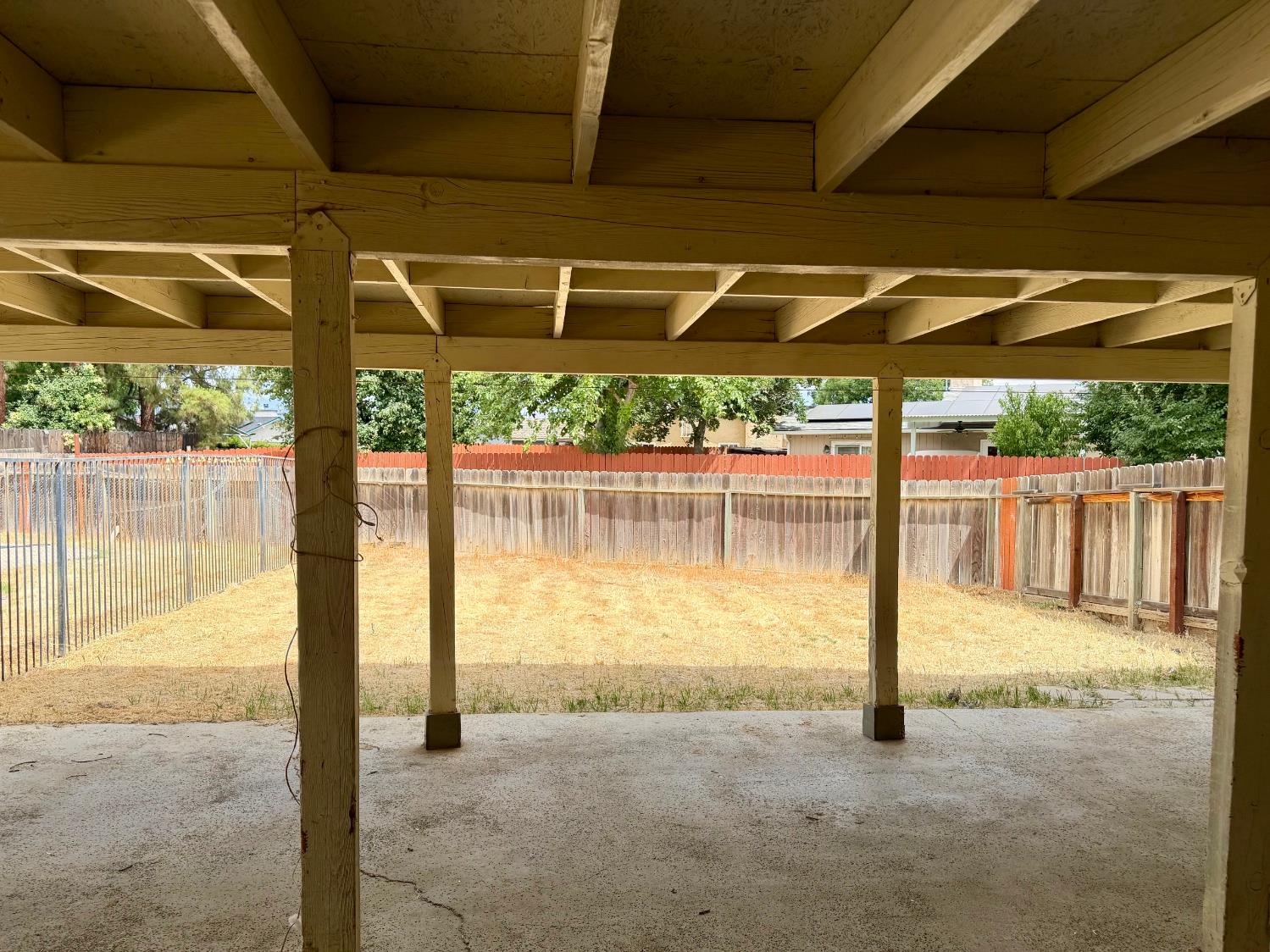 860 S Coalinga St, Coalinga, CA 93210