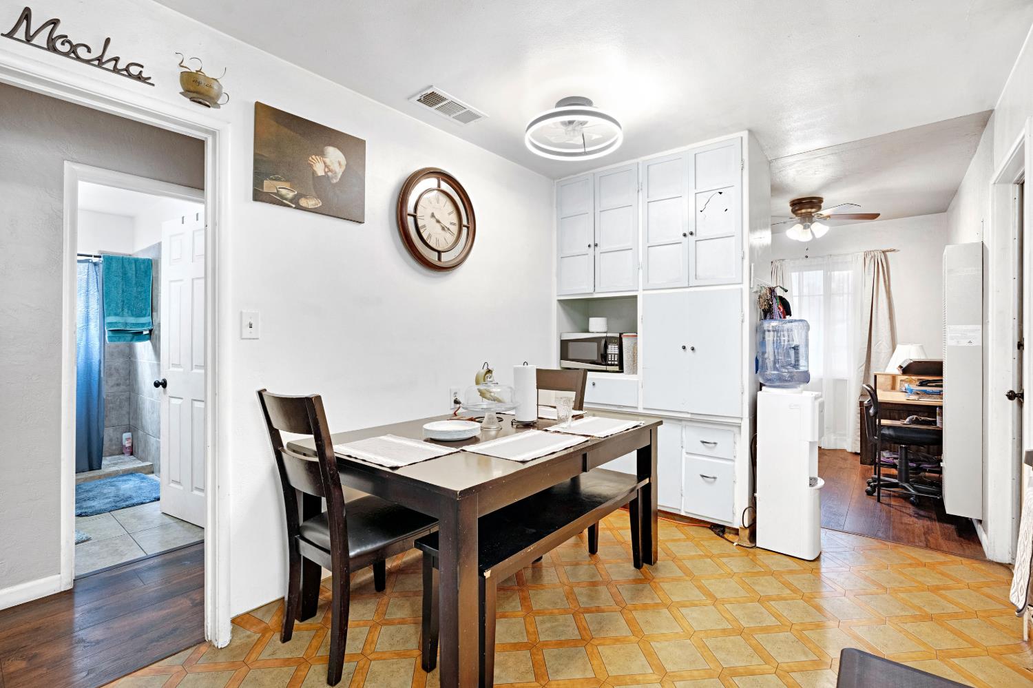 2003 Dennis Dr, Selma, CA 93662