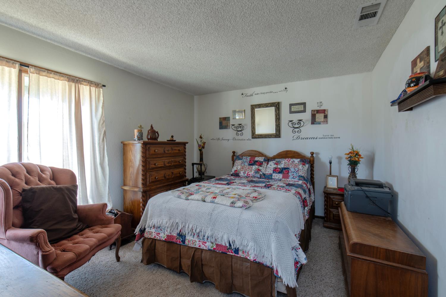 4037 E North Ave, Fresno, CA 93725