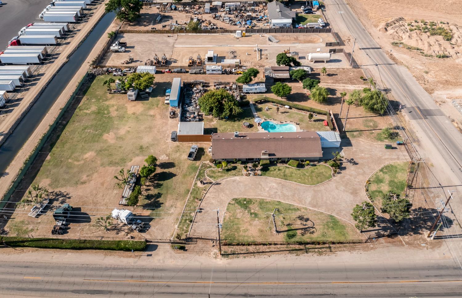 4037 E North Ave, Fresno, CA 93725