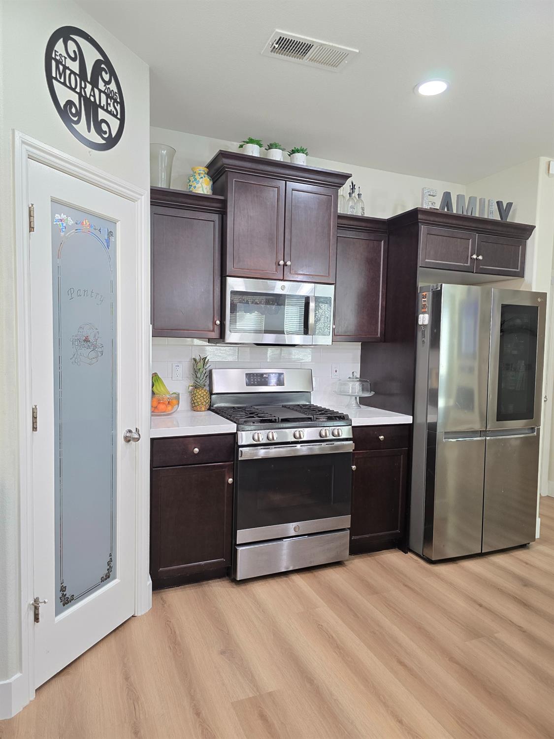 4153 Chessa Ln, Clovis, CA 93619