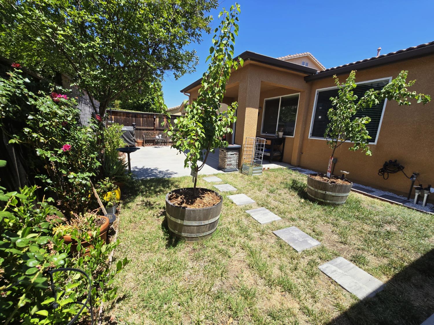 4153 Chessa Ln, Clovis, CA 93619