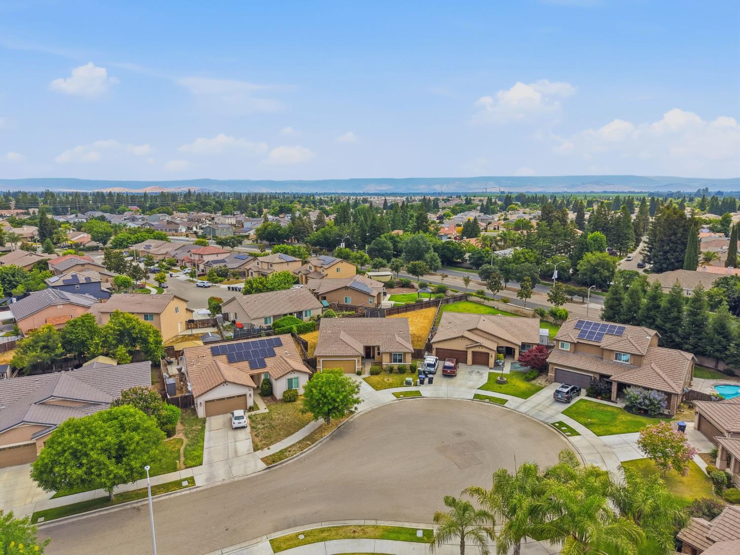 3102 SE La Vida Ct, Visalia, CA 93292