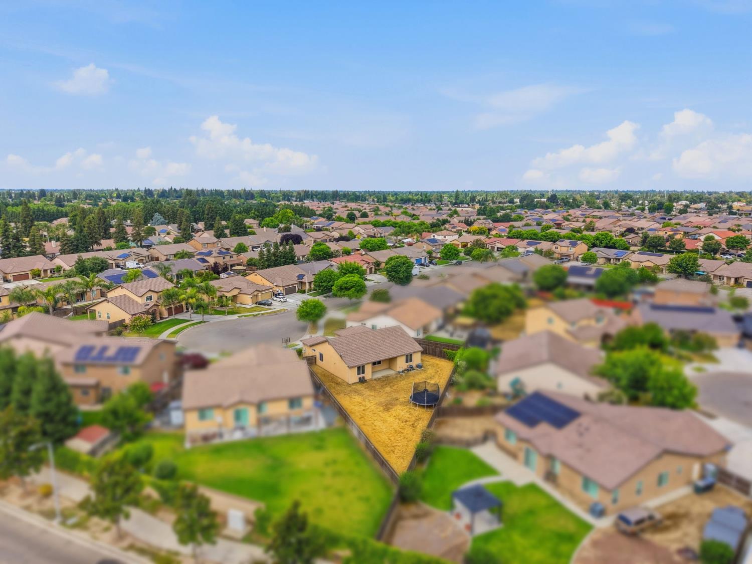 3102 SE La Vida Ct, Visalia, CA 93292