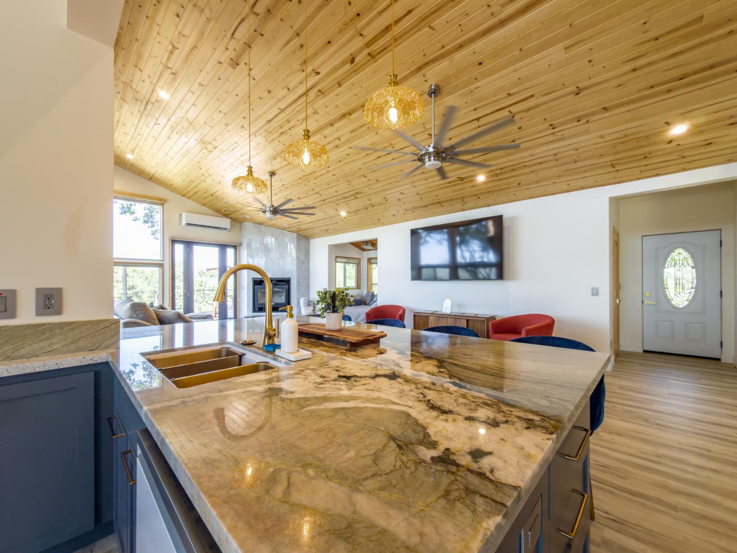 51571 Coyote Ridge Rd, Oakhurst, CA 93644