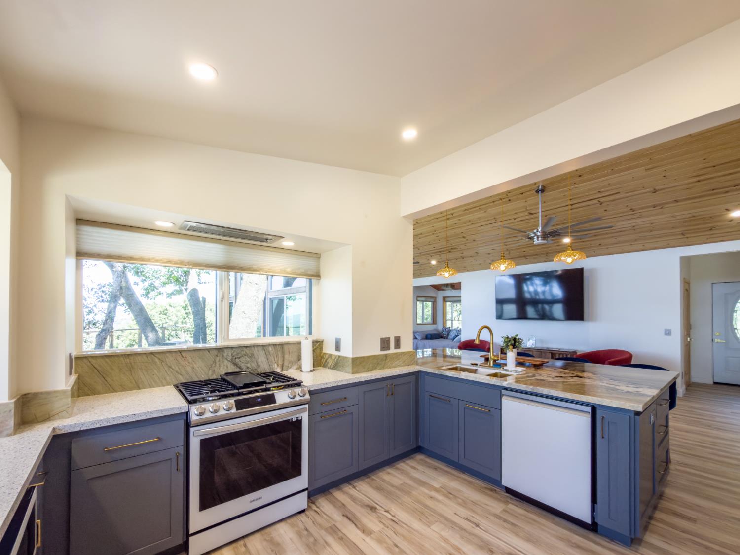 51571 Coyote Ridge Rd, Oakhurst, CA 93644