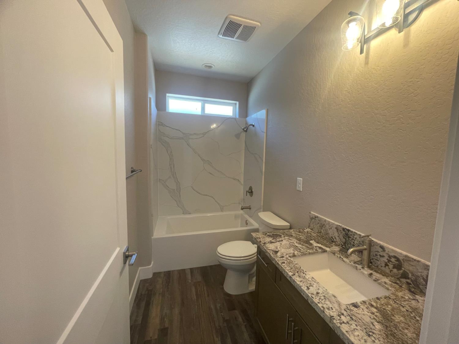 16259 West David Ave, Kerman, CA 93630