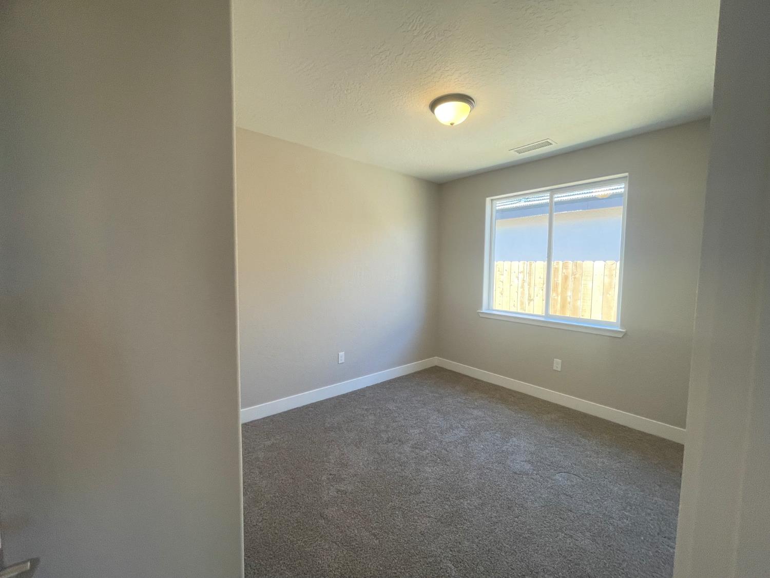 16259 West David Ave, Kerman, CA 93630