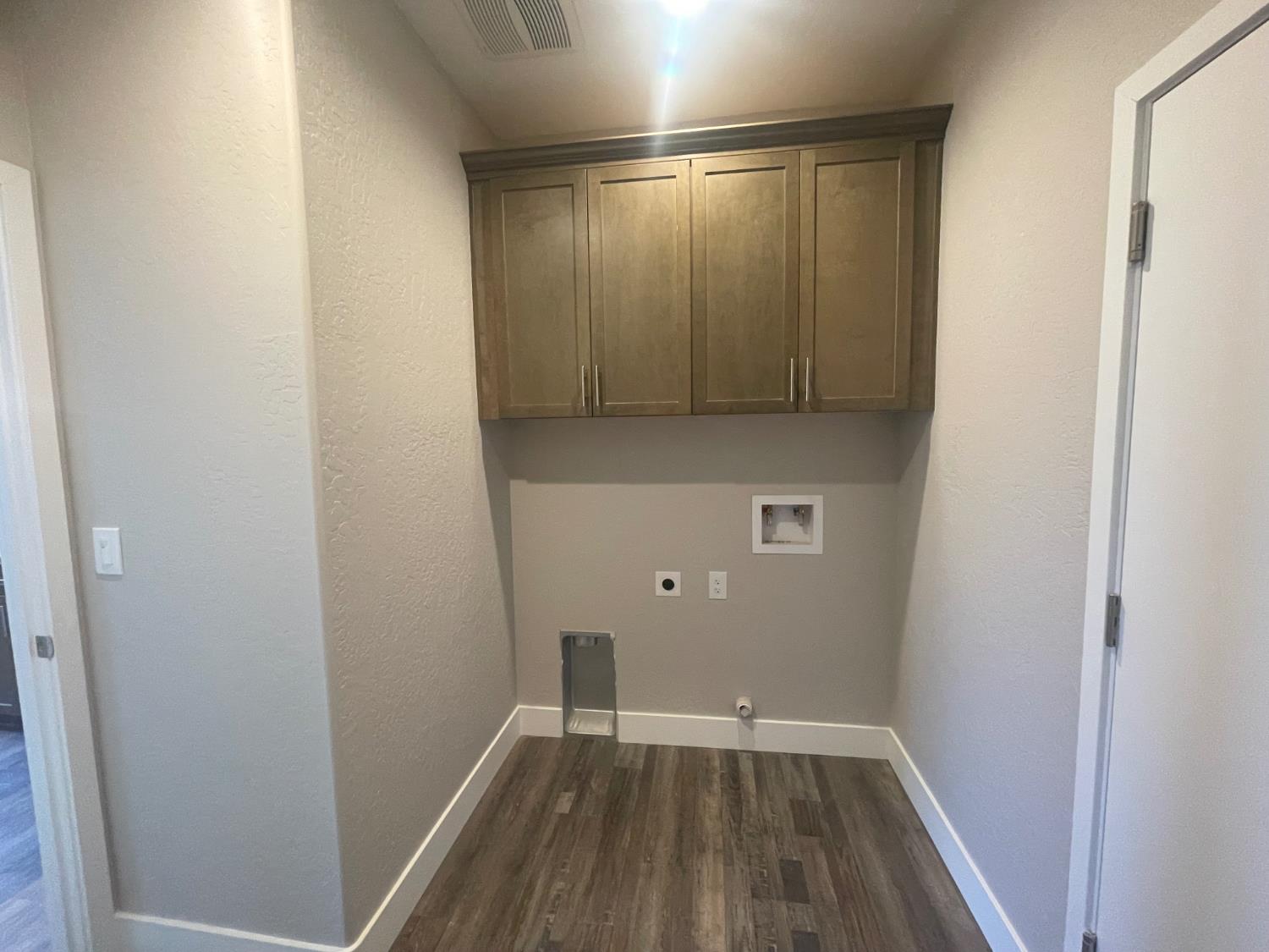 16259 West David Ave, Kerman, CA 93630