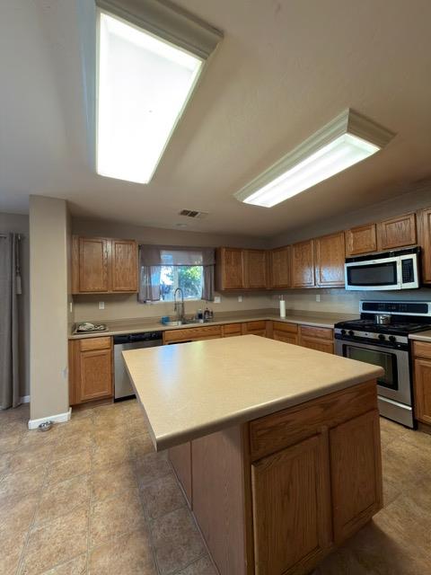 5789 W Dayton Ave, Fresno, CA 93722