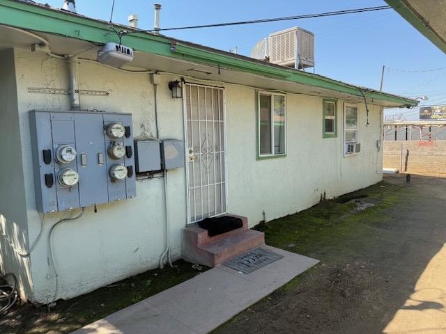 3361 E Mckinley Ave, Fresno, CA 93703