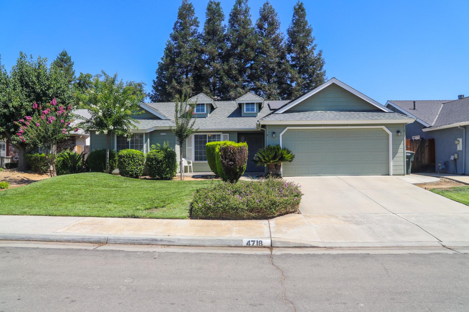4718 W Stuart Ave, Fresno, CA 93722