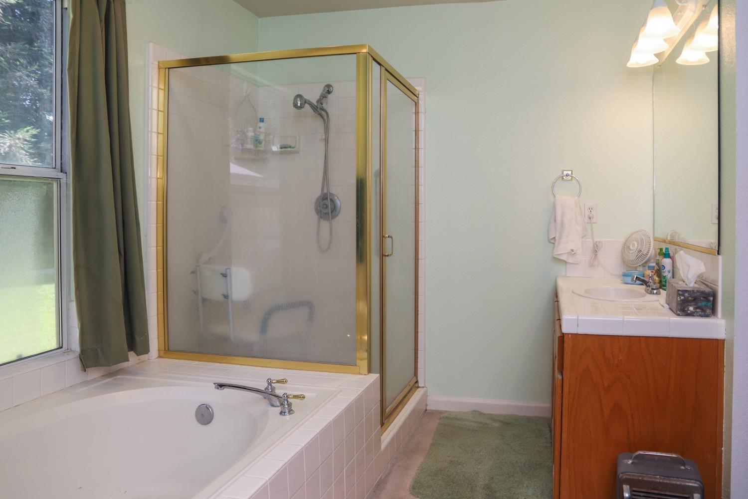 4718 W Stuart Ave, Fresno, CA 93722
