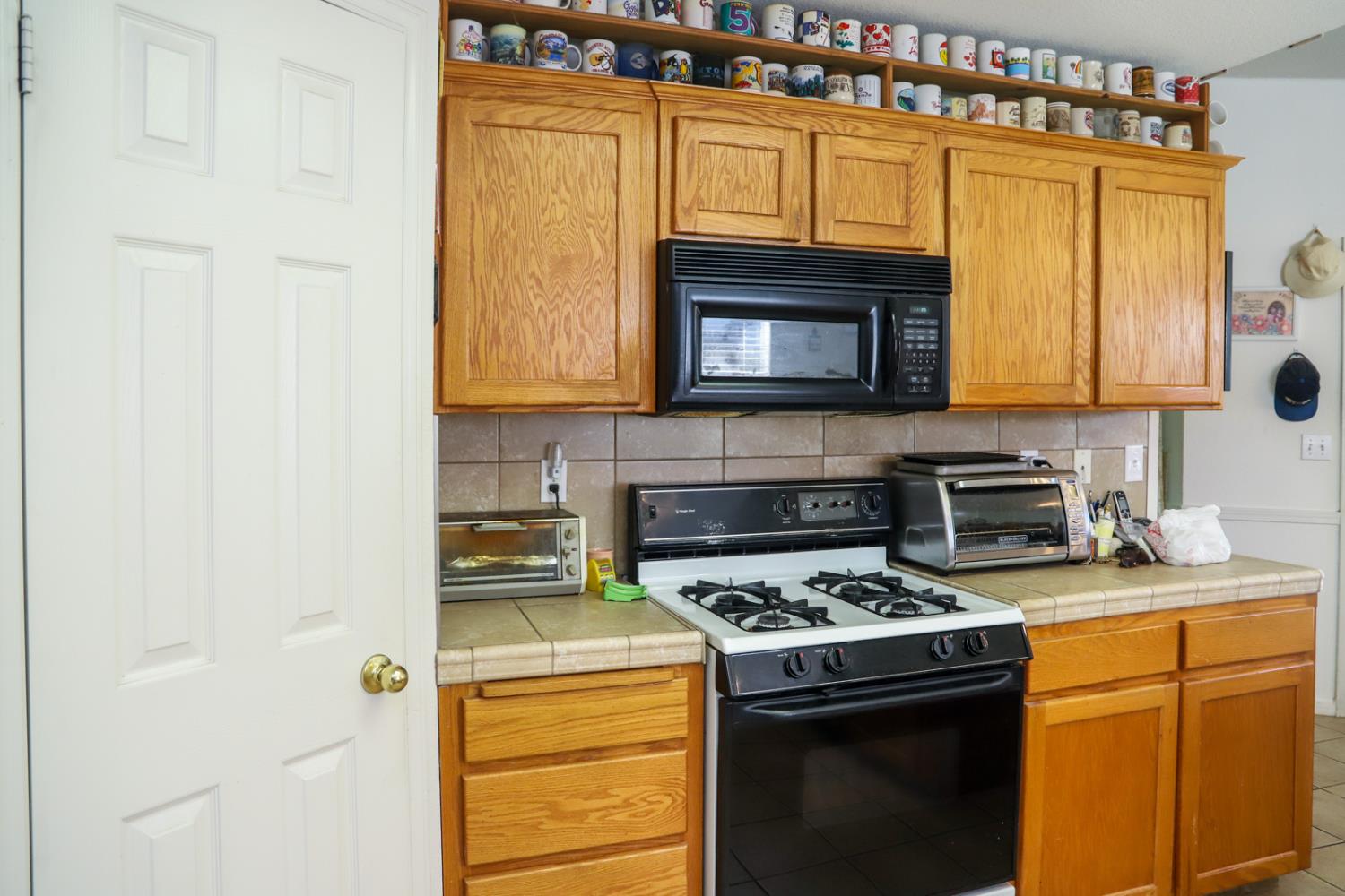 4718 W Stuart Ave, Fresno, CA 93722