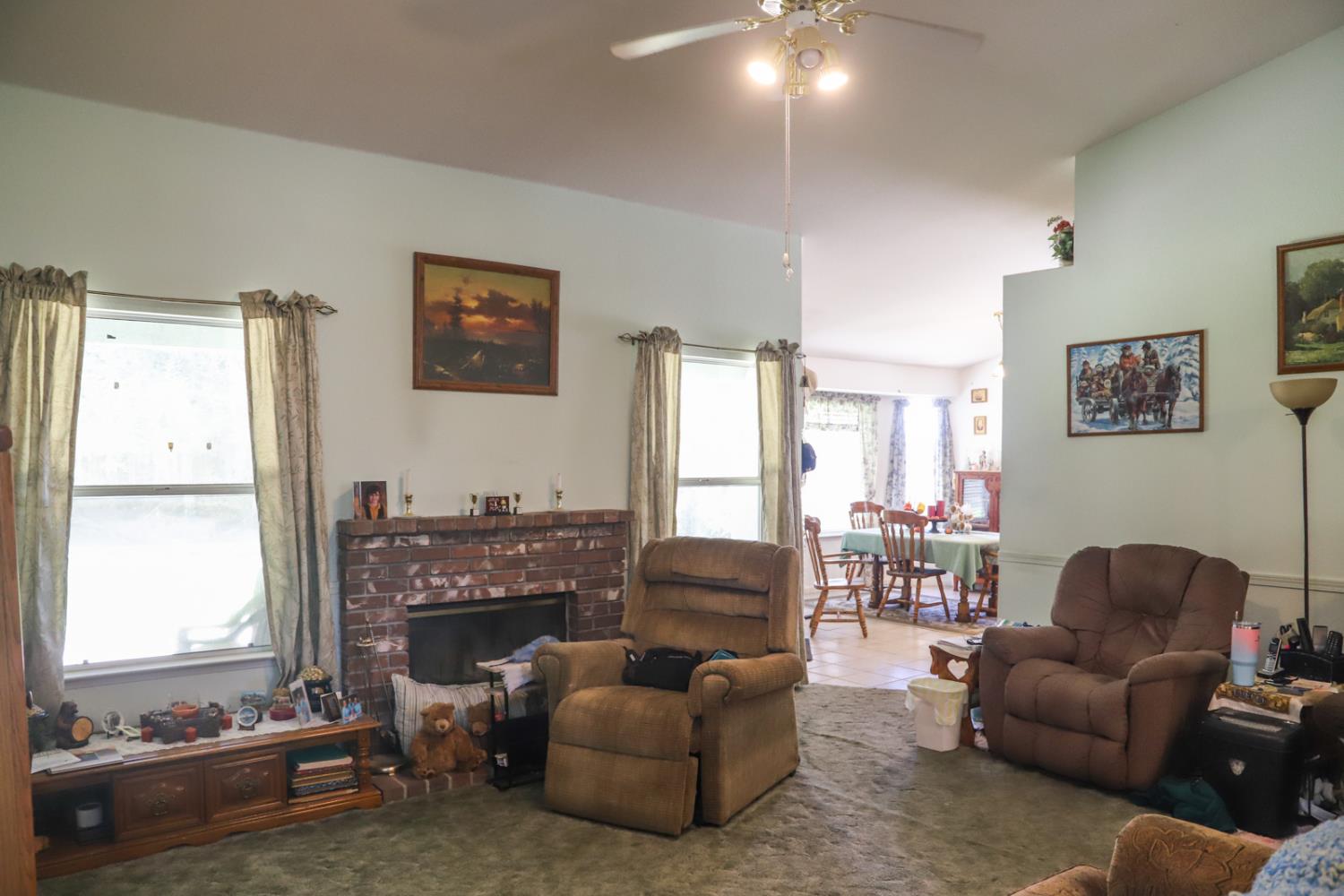4718 W Stuart Ave, Fresno, CA 93722