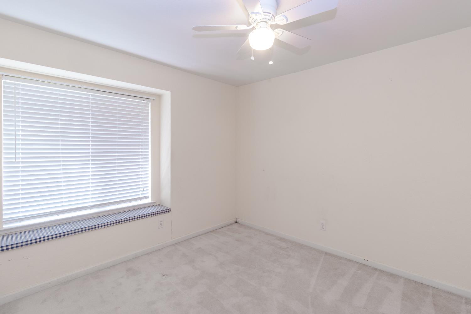 4718 W Stuart Ave, Fresno, CA 93722