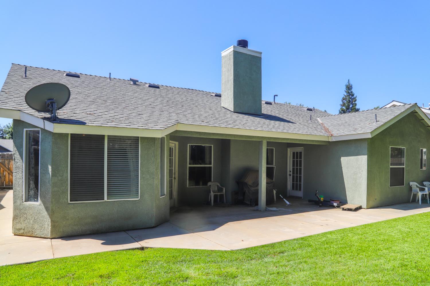4718 W Stuart Ave, Fresno, CA 93722