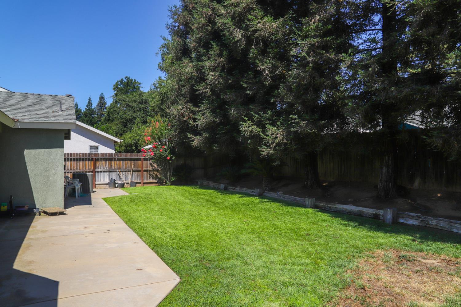 4718 W Stuart Ave, Fresno, CA 93722