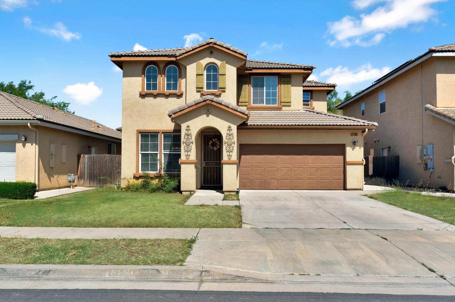 3248 N Applegate Ave, Fresno, CA 93737