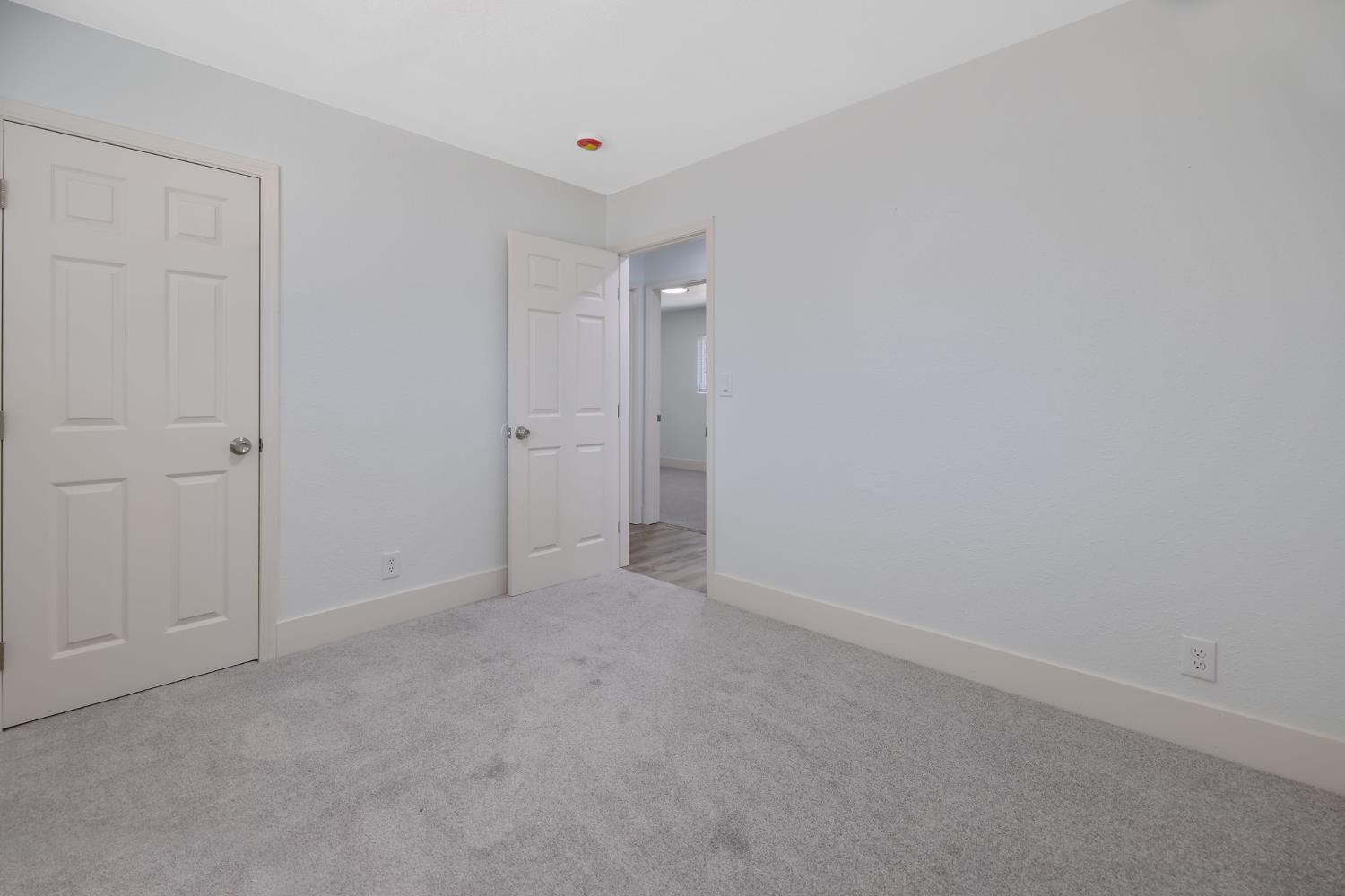 2673 S Bardell Ave, Fresno, CA 93706