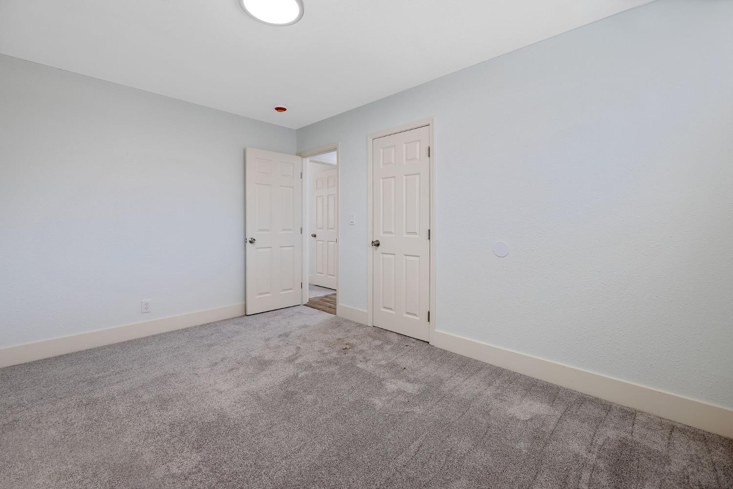 2673 S Bardell Ave, Fresno, CA 93706