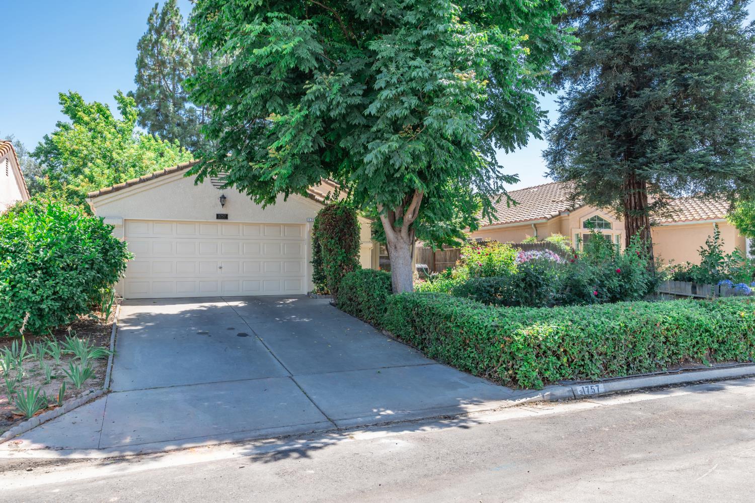 1757 E Birch Avenue, Fresno, CA 93720
