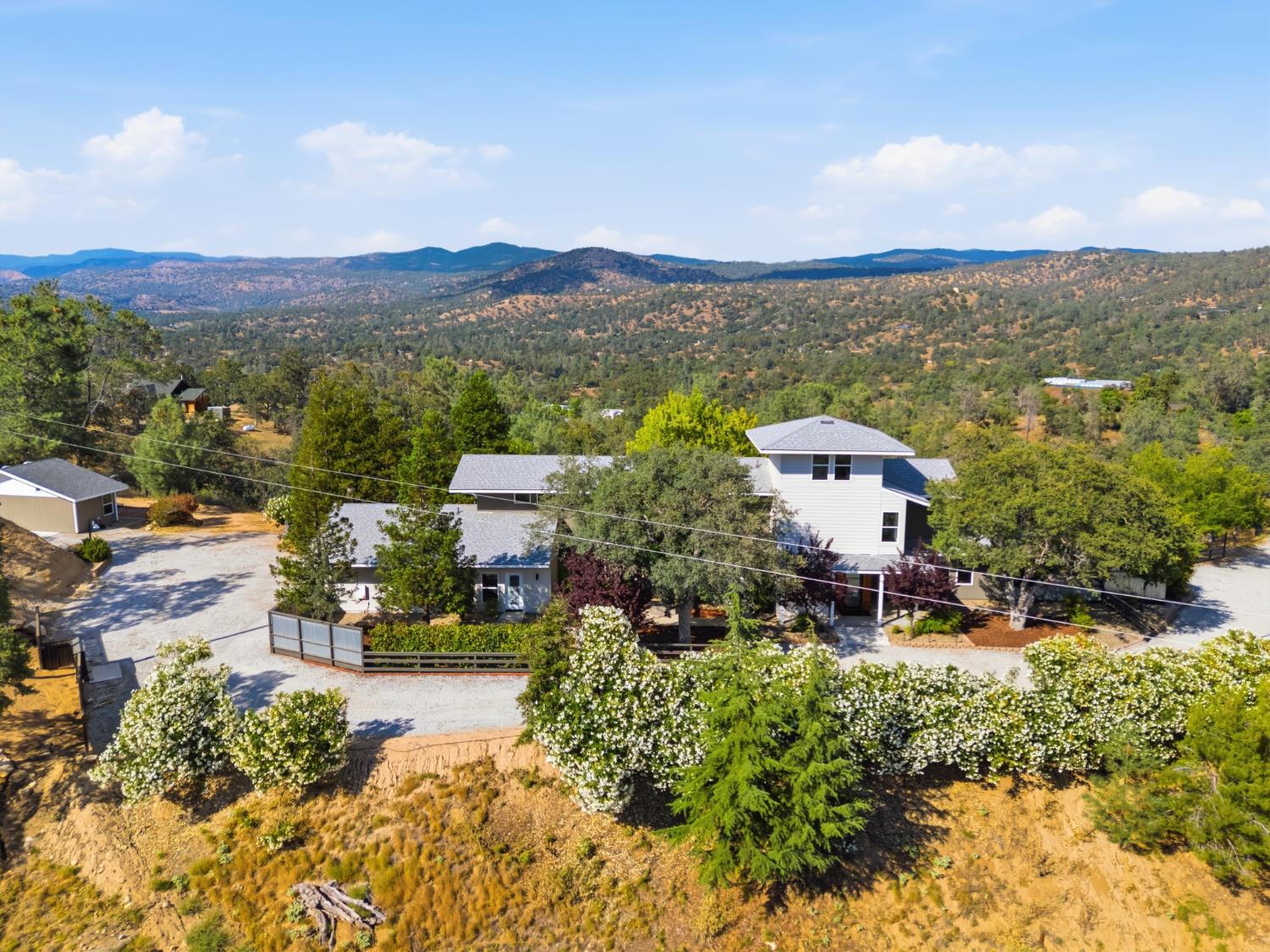 41819 Lilley Mountain Dr, Coarsegold, CA 93614