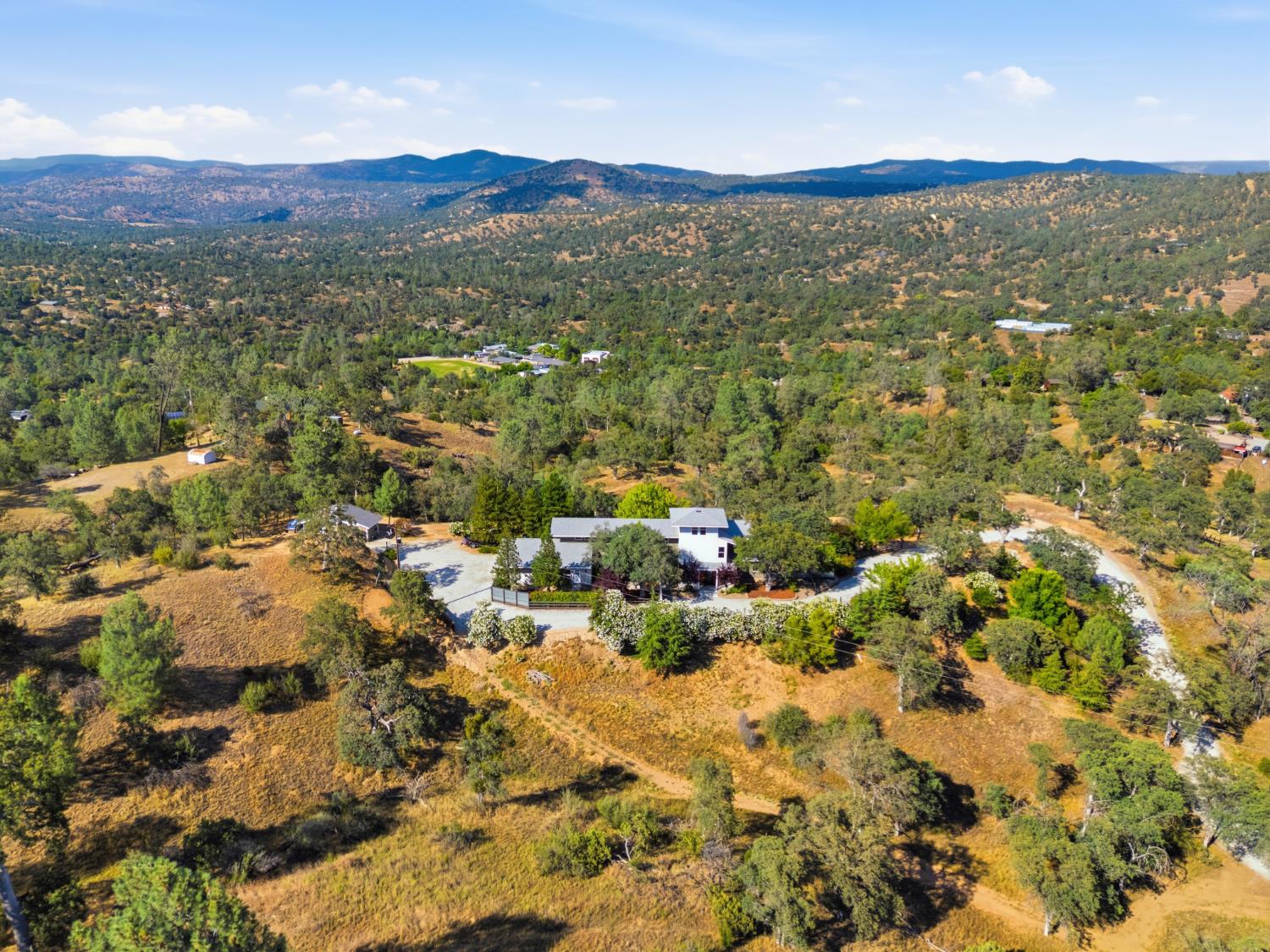 41819 Lilley Mountain Dr, Coarsegold, CA 93614